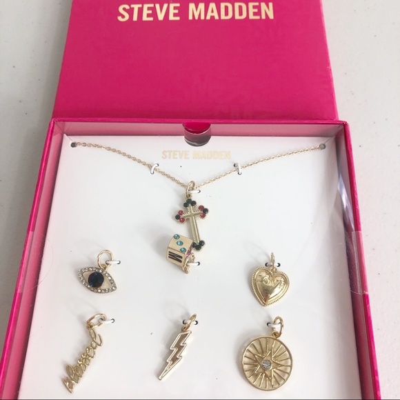 Steve Madden Interchangeable Charm Necklac… - Picture 2 of 6
